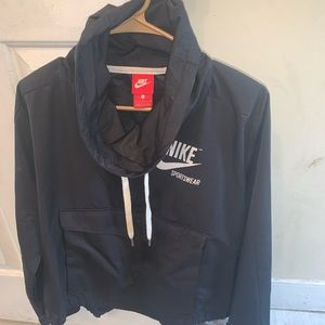 Nike women’s sweatshirt